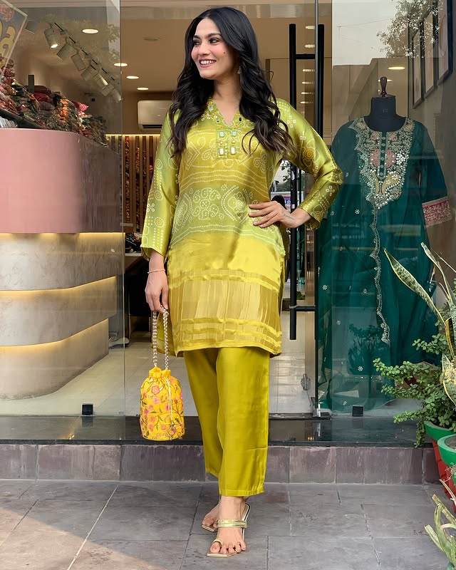 Bandhej Print Kurta Set - Image 4