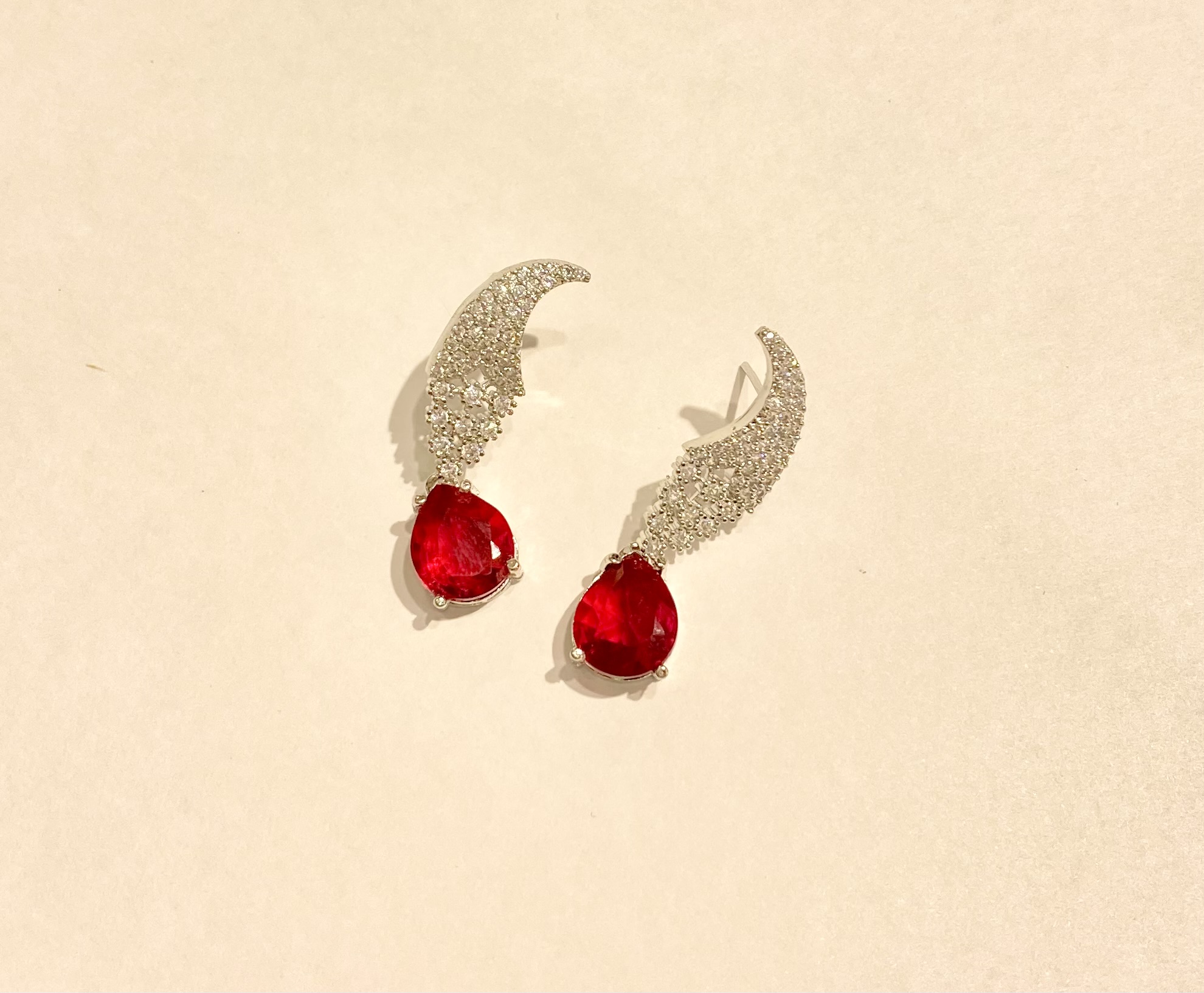 AD Necklace Set with Ruby & Silver Stones and Curved Earrings - Image 4